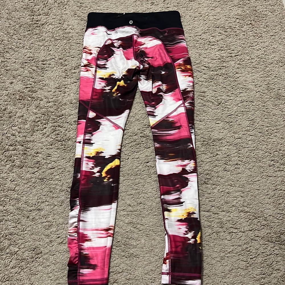Lululemon workout leggings